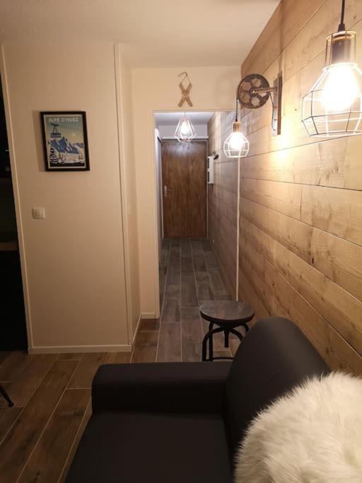 Huez Au Pied Des Pistes Avec Parking Entierement Renove 아파트 외부 사진