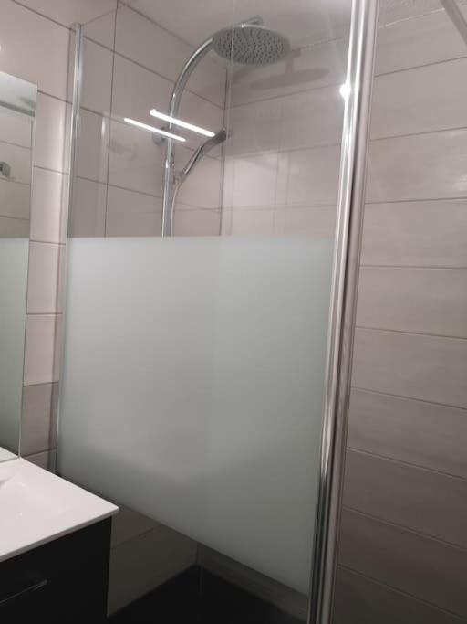 Huez Au Pied Des Pistes Avec Parking Entierement Renove 아파트 외부 사진