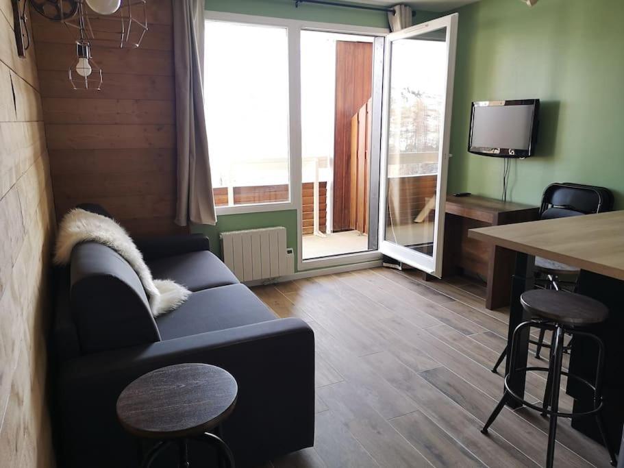 Huez Au Pied Des Pistes Avec Parking Entierement Renove 아파트 외부 사진