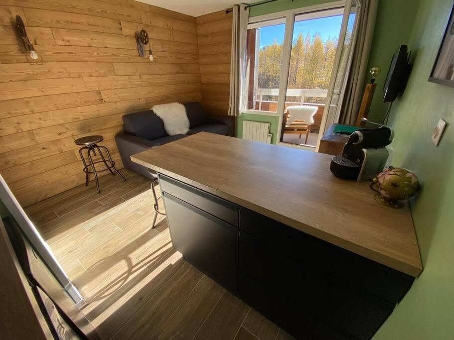 Huez Au Pied Des Pistes Avec Parking Entierement Renove 아파트 외부 사진